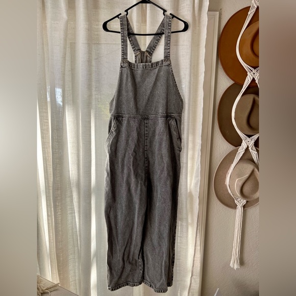 RVCA | “Crystal” Denim Overalls - Picture 7 of 7